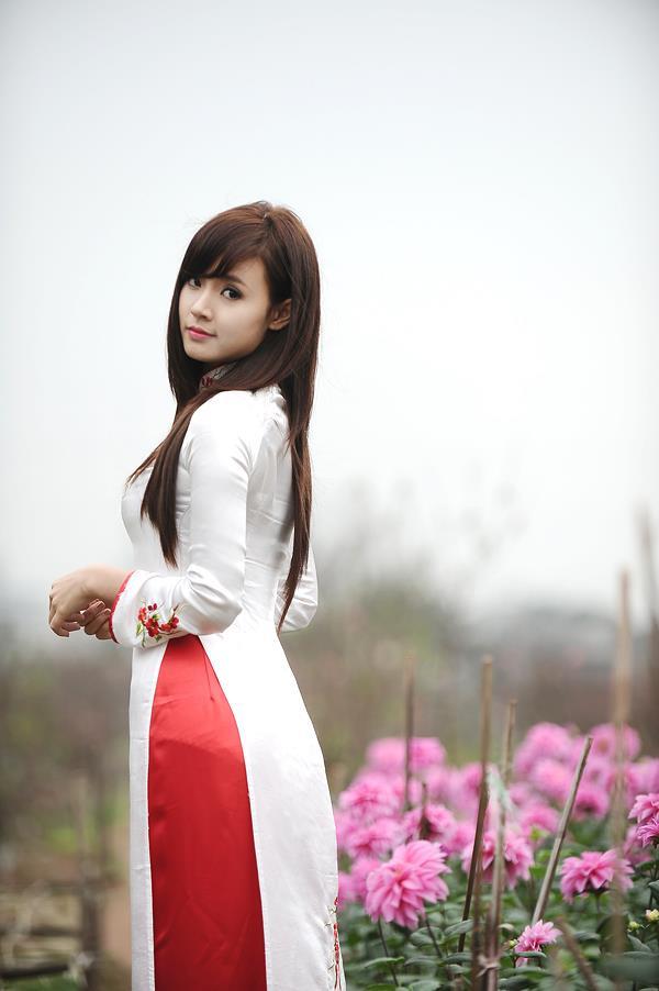 诱人的极品女邻居hd